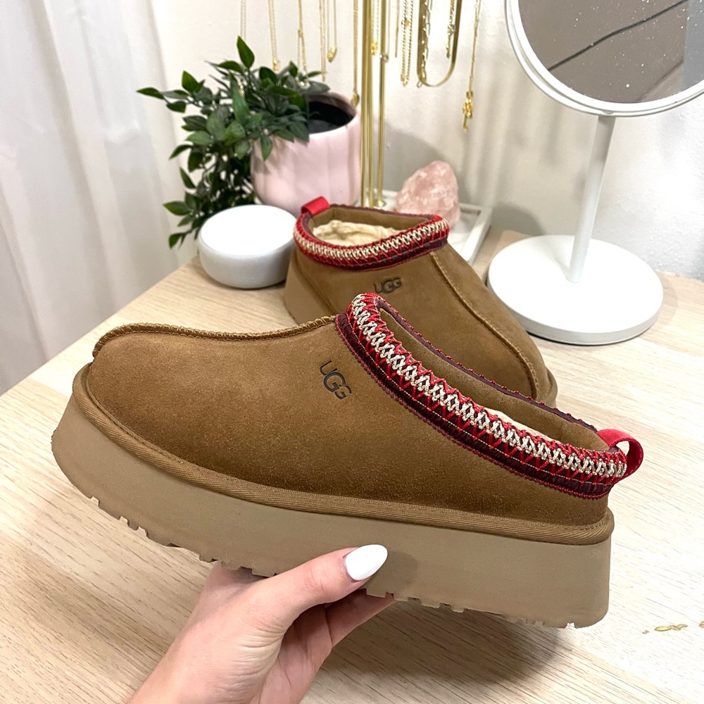 UGG Tazz Slippers